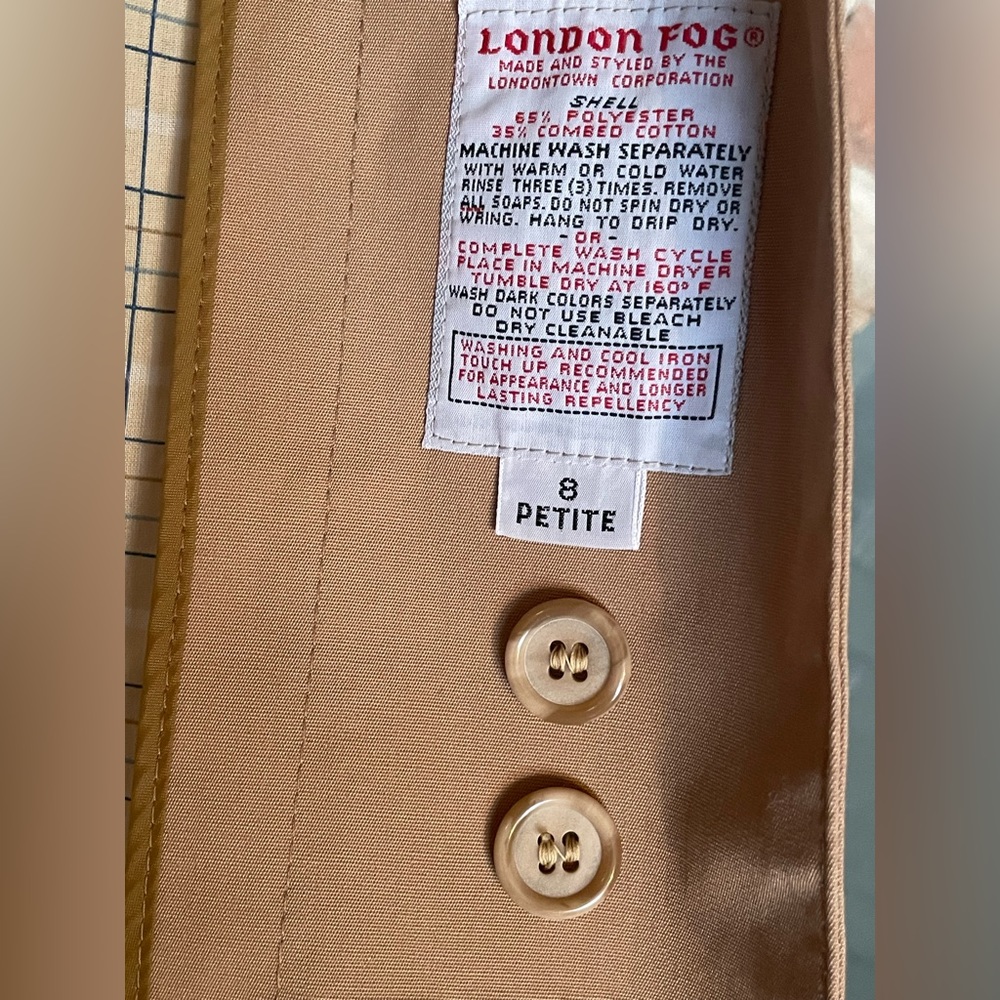 LONDON FOG Vintage Khaki Removable Hood Trench Coat Women’s Size 8 Petite - Picture 4 of 11